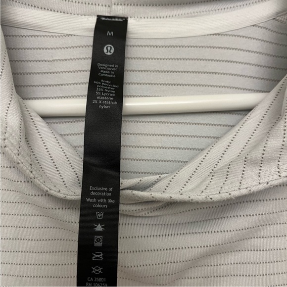 Lululemon pullover - Picture 2 of 3